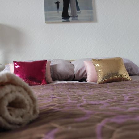 Mother-In-Law Guest House Hotel Leeds Leeds  Eksteriør billede
